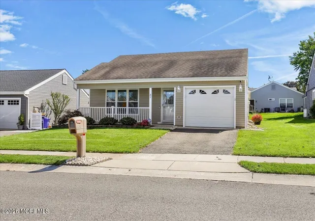 Photo 3 of Single family home for sale at 31 Red Hl Rd, Manchester, NJ 08759 | MLS# 22629008 | Listing updated on 2026-09-21