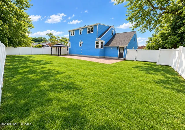 Photo 3 of Single family home for sale at 23 Cleveland Ave, South River, NJ 08882 | MLS# 22629812 | Listing updated on 2026-09-25