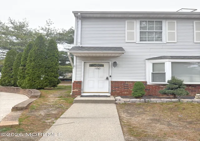 Photo 2 of Single family home for sale at 180 Eva Ct, Jackson, NJ 08527 | MLS# 22628903 | Listing updated on 2026-09-21