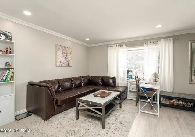 Photo 3 of Single family home for sale at 180 Eva Ct, Jackson, NJ 08527 | MLS# 22628903 | Listing updated on 2026-09-21