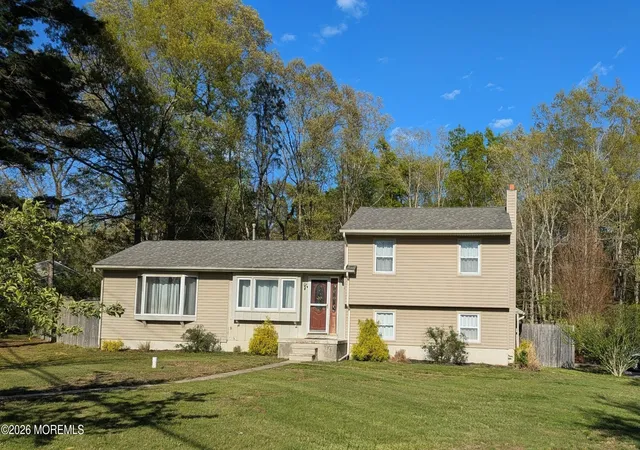 Photo 1 of Single family home for sale at 550 S 8th Avenue, Galloway, NJ 08205 | MLS# 22628971 | Listing updated on 2026-09-14