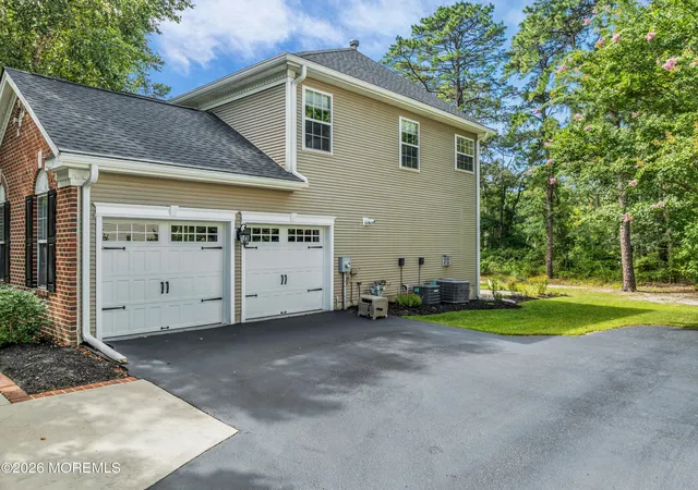 Photo 3 of Single family home for sale at 101 Kensington Dr, Galloway, NJ 08205 | MLS# 22628923 | Listing updated on 2026-09-14