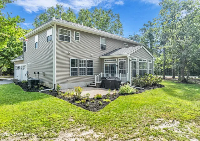 Photo 3 of Single family home for sale at 101 Kensington Dr, Galloway, NJ 08205 | MLS# 22628923 | Listing updated on 2026-09-14