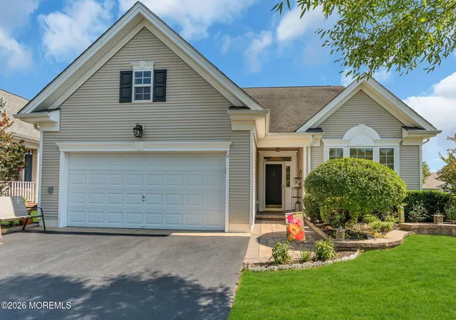 Photo 2 of Single family home for sale at 2 Appleby Ct, Jackson, NJ 08527 | MLS# 22629712 | Listing updated on 2026-10-08