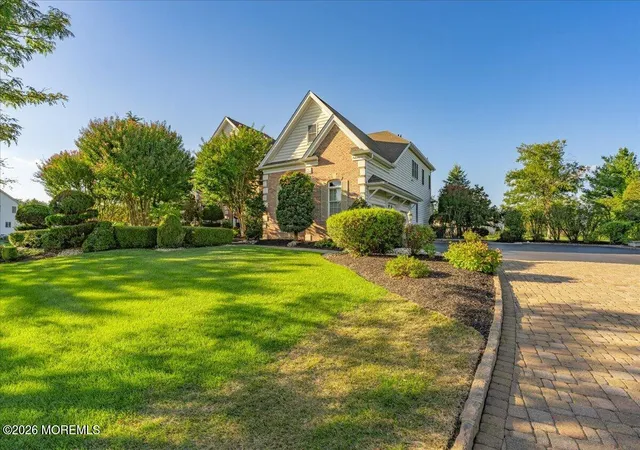 Photo 4 of Single family home for sale at 4 Apple Blossom Ln, Cream Ridge, NJ 08514 | MLS# 22629246 | Listing updated on 2026-09-21