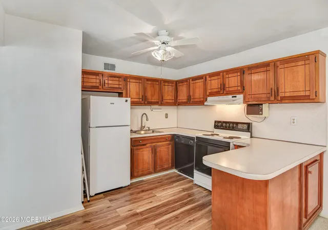 Photo 3 of Single family home for sale at 51 Piazza Tasso #F, Freehold, NJ 07728 | MLS# 22629409 | Listing updated on 2026-09-28