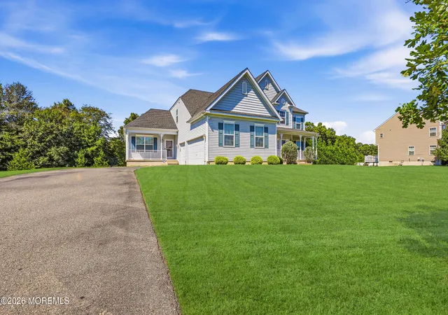 Photo 1 of Single family home for sale at 10 Colliers Ct, Jackson, NJ 08527 | MLS# 22629057 | Listing updated on 2026-10-06