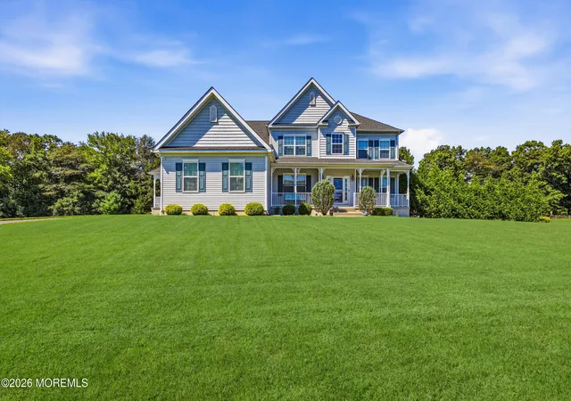 Photo 2 of Single family home for sale at 10 Colliers Ct, Jackson, NJ 08527 | MLS# 22629057 | Listing updated on 2026-10-06