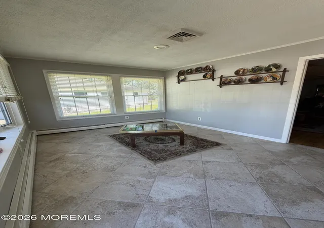 Photo 2 of Single family home for sale at 31 Mount Dashan Ln, Toms River, NJ 08753 | MLS# 22629037 | Listing updated on 2026-09-14