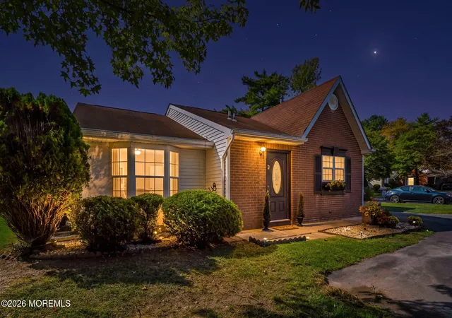 Photo 1 of Single family home for sale at 34 Morden Close, Freehold, NJ 07728 | MLS# 22629467 | Listing updated on 2026-10-05