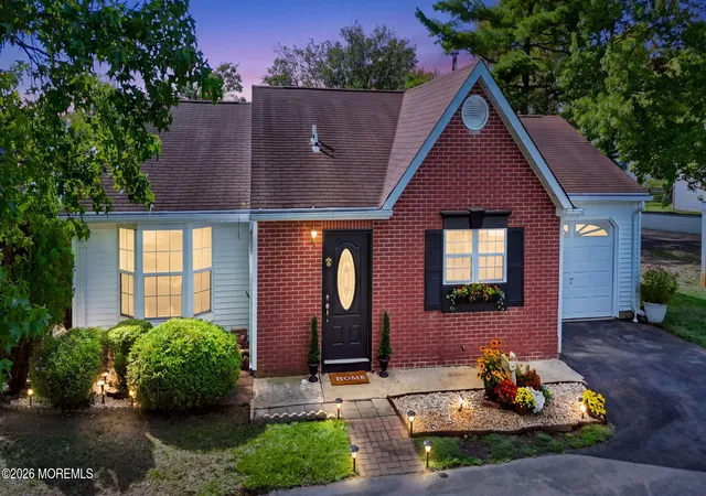 Photo 3 of Single family home for sale at 34 Morden Close, Freehold, NJ 07728 | MLS# 22629467 | Listing updated on 2026-10-05