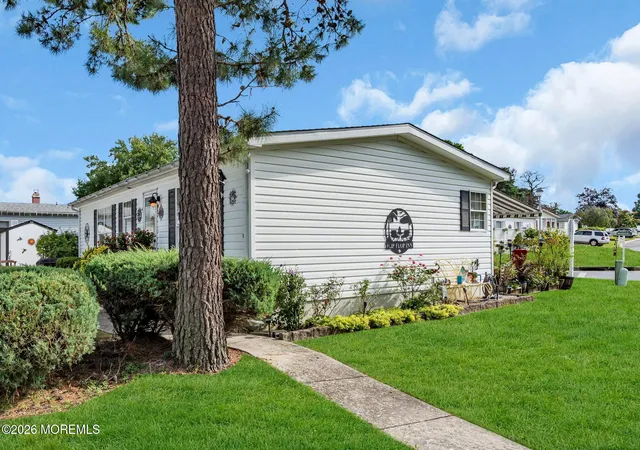 Photo 1 of Single family home for sale at 134 Briarwood Ct, Whiting, NJ 08759 | MLS# 22629032 | Listing updated on 2026-09-29