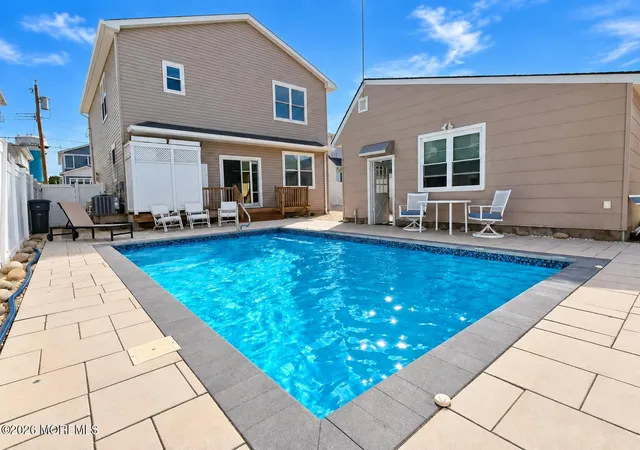 Photo 2 of Single family home for sale at 121 Camden Ave, Lavallette, NJ 08735 | MLS# 22629180 | Listing updated on 2026-09-20