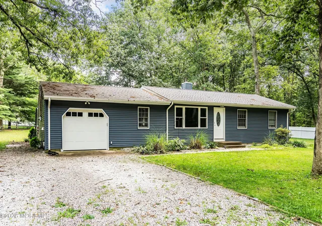 Photo 1 of Single family home for sale at 28 Murdock Pl, Jackson, NJ 08527 | MLS# 22629139 | Listing updated on 2026-09-16