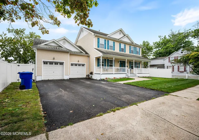 Photo 2 of Single family home for sale at 24 Messenger St, Toms River, NJ 08753 | MLS# 22629247 | Listing updated on 2026-09-23
