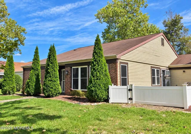 Photo 2 of Single family home for sale at 915a Liverpool Cir, Manchester, NJ 08759 | MLS# 22629055 | Listing updated on 2026-09-15