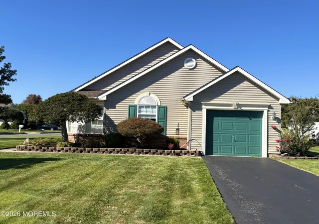 Photo 1 of Single family home for sale at 2319 Logan Ct, Toms River, NJ 08755 | MLS# 22629555 | Listing updated on 2026-09-21