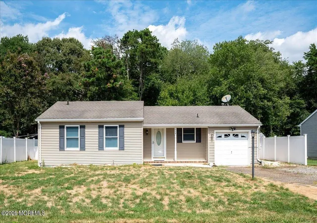 Photo 2 of Single family home for sale at 614 Pine St, Lanoka Harbor, NJ 08734 | MLS# 22629394 | Listing updated on 2026-09-21