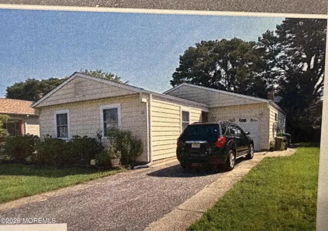 Photo 1 of Single family home for sale at 26 San Carlos St, Toms River, NJ 08757 | MLS# 22629085 | Listing updated on 2026-10-18