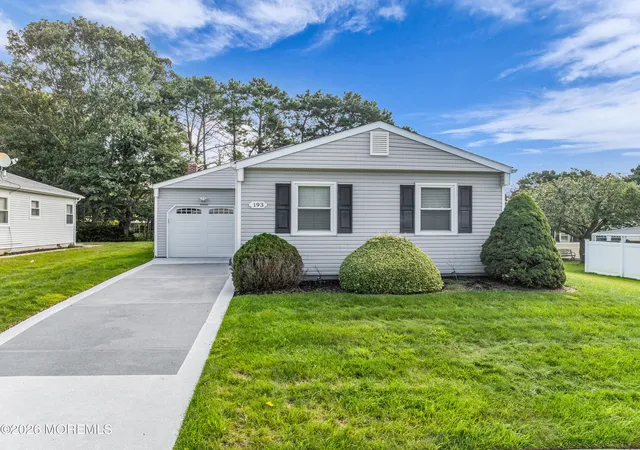 Photo 2 of Sale Pending at 193 Torrey Pines Dr, Toms River, NJ 08757 | MLS# 22629346 | Listing updated on 2026-10-04