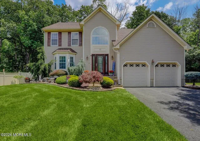 Photo 2 of Single family home for sale at 45 Woodruff Dr, Matawan, NJ 07747 | MLS# 22629114 | Listing updated on 2026-09-23