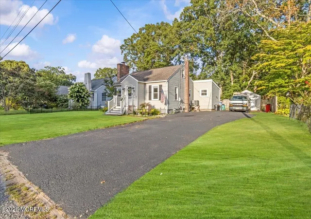 Photo 3 of Single family home for sale at 15 Chestnut St, Waretown, NJ 08758 | MLS# 22629130 | Listing updated on 2026-10-04