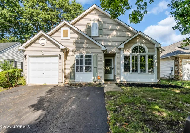 Photo 1 of Single family home for sale at 21 S Baker Dr, Jackson, NJ 08527 | MLS# 22629137 | Listing updated on 2026-09-21