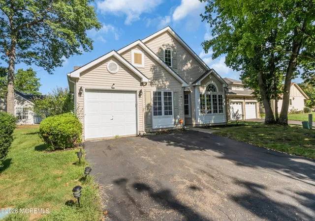Photo 2 of Single family home for sale at 21 S Baker Dr, Jackson, NJ 08527 | MLS# 22629137 | Listing updated on 2026-09-21