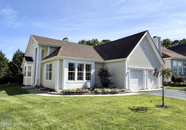 Photo 1 of Single family home for sale at 29 Valley Strm Pl, Barnegat, NJ 08005 | MLS# 22629268 | Listing updated on 2026-10-05