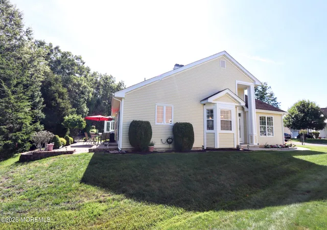 Photo 3 of Single family home for sale at 29 Valley Strm Pl, Barnegat, NJ 08005 | MLS# 22629268 | Listing updated on 2026-10-05