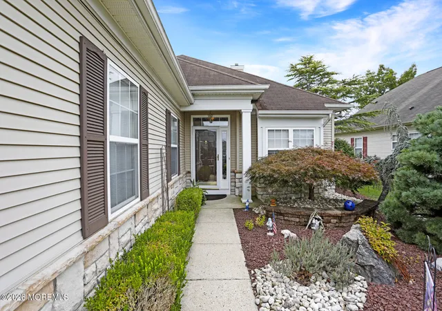 Photo 3 of Single family home for sale at 3 Clermont Ct, Manchester Township, NJ 08759 | MLS# 22630005 | Listing updated on 2026-09-22