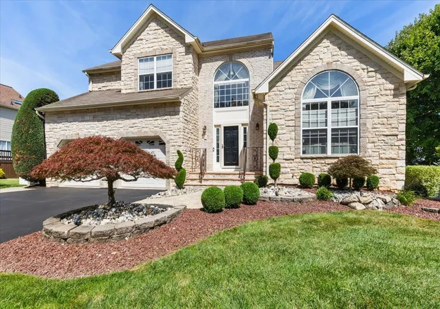 Photo 2 of Sale Pending at 67 Winding Brk Dr, Matawan, NJ 07747 | MLS# 22629141 | Listing updated on 2026-09-29