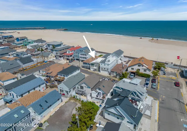 Photo 1 of Single family home for sale at 6 Danby Pl, Point Pleasant Beach, NJ 08742 | MLS# 22629298 | Listing updated on 2026-09-22