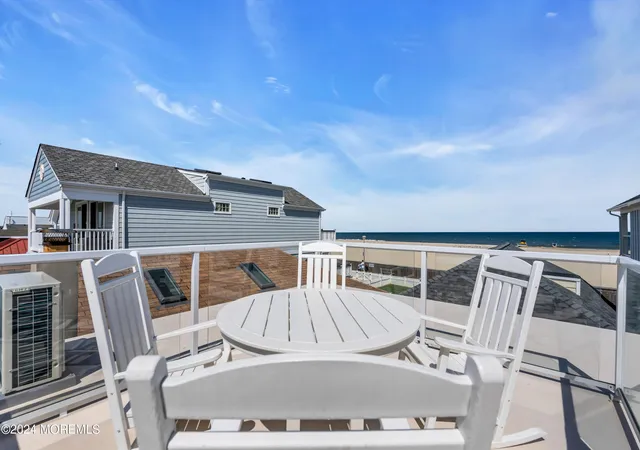 Photo 3 of Single family home for sale at 6 Danby Pl, Point Pleasant Beach, NJ 08742 | MLS# 22629298 | Listing updated on 2026-09-22