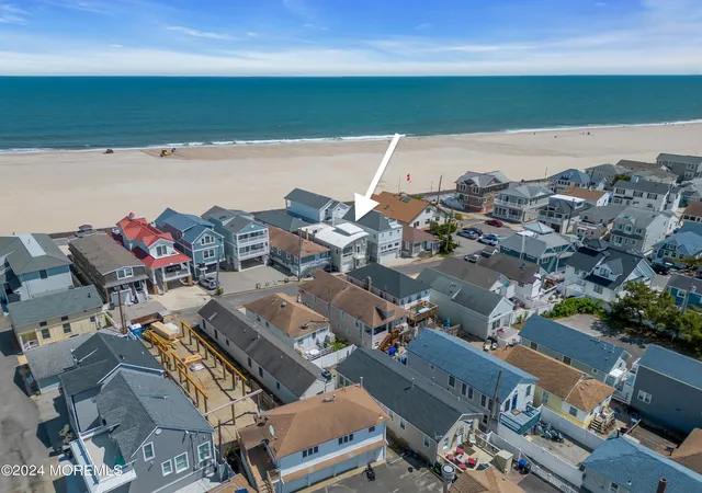 Photo 57 of Sale Pending at 6 Danby Pl, Point Pleasant Beach, NJ 08742 | MLS# 22629298 | Listing updated on 2026-09-29