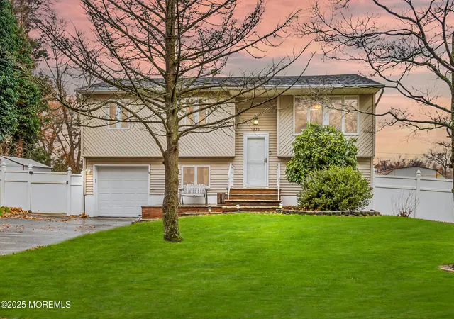 Photo 1 of Sale Pending at 620 Hillside Dr, Toms River, NJ 08753 | MLS# 22629245 | Listing updated on 2026-09-30
