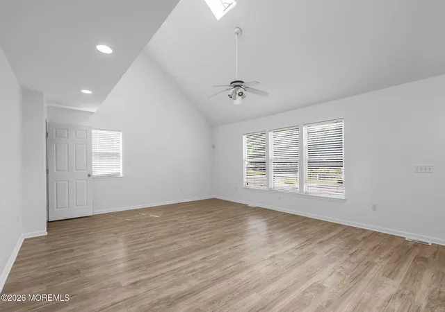 Photo 3 of Single family home for sale at 513 Harding Ave, Toms River, NJ 08753 | MLS# 22629213 | Listing updated on 2026-10-08