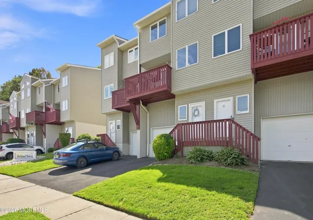 Listing Photo 5 - Condo for sale in building located at 255 Shore Dr, Highlands, NJ 07732 - Unit #10