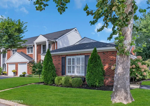 Photo 3 of Sale Pending at 10 Dogwood Ct, Spring Lake, NJ 07762 | MLS# 22629197 | Listing updated on 2026-09-25