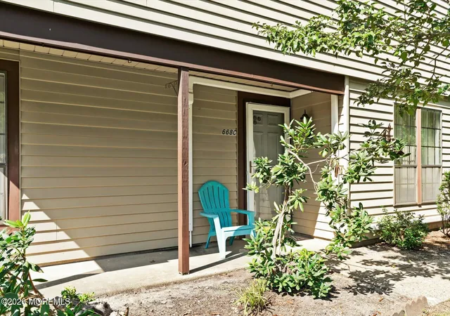 Photo 3 of Single family home for sale at 668c Farrington Ct, Manchester, NJ 08759 | MLS# 22629234 | Listing updated on 2026-09-28