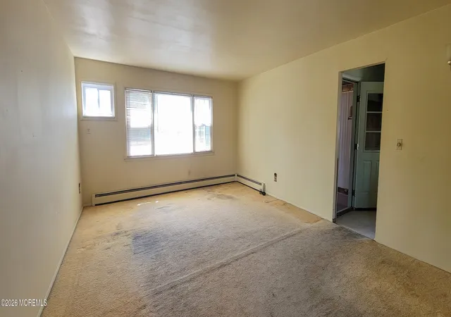 Photo 2 of Single family home for sale at 17 Bennington Dr, Toms River, NJ 08757 | MLS# 22629220 | Listing updated on 2026-09-16