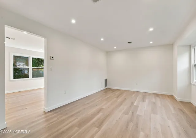 Photo 3 of Single family home for sale at 121 Lake Winnepesaukee Dr, Little Egg Harbor Twp, NJ 08087 | MLS# 22629771 | Listing updated on 2026-09-22