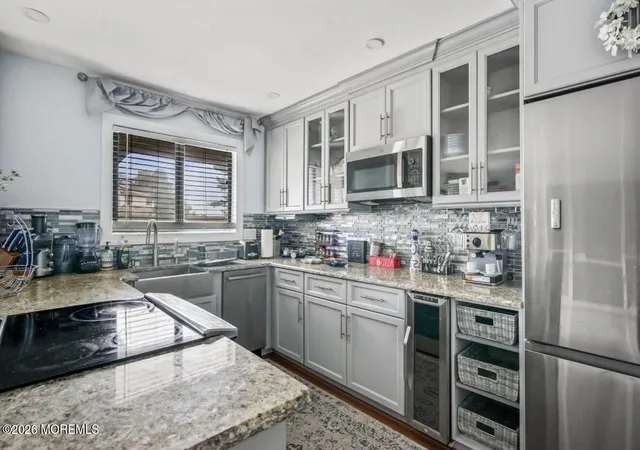 Listing Photo 2 - Condo for sale in building located at 329 Shore Dr, Highlands, NJ 07732 - Unit #D14
