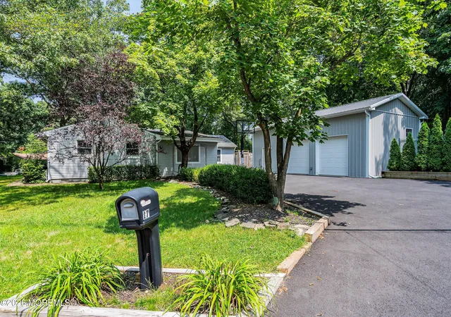 Photo 2 of Single family home for sale at 17 May Blvd, Jackson, NJ 08527 | MLS# 22630193 | Listing updated on 2026-10-06