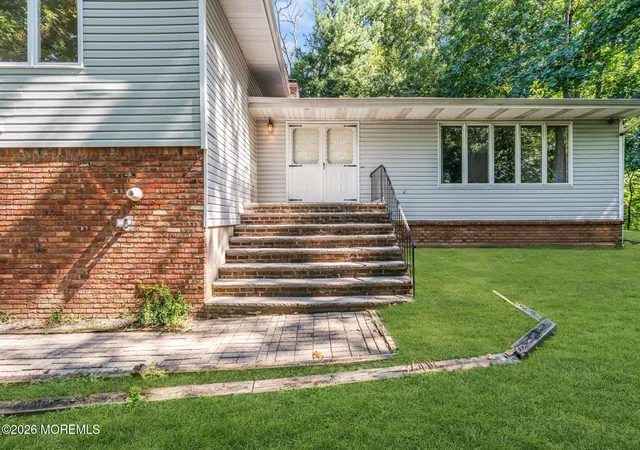 Photo 1 of Single family home for sale at 28 Hopi Dr, Middletown, NJ 07748 | MLS# 22629308 | Listing updated on 2026-09-22