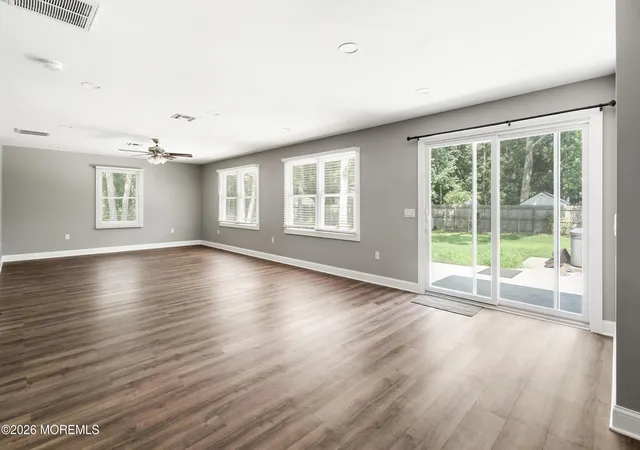 Photo 3 of Single family home for sale at 21 Murdock Pl, Jackson, NJ 08527 | MLS# 22629484 | Listing updated on 2026-09-17