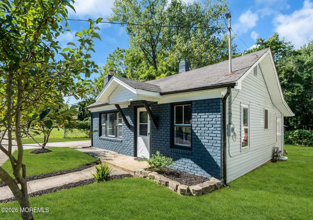 Photo 3 of Single family home for sale at 134 Oxonia Ave, Neptune, NJ 07753 | MLS# 22629301 | Listing updated on 2026-10-07