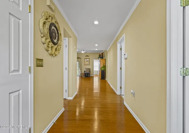 Photo 4 of Single family home for sale at 5 Grosunor Ct, Jackson, NJ 08527 | MLS# 22629685 | Listing updated on 2026-09-18