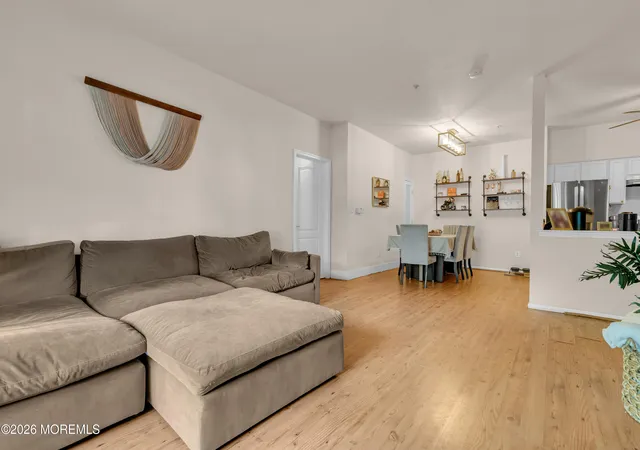 Listing Photo 5 - Condo for sale in building located at 511 Coppola Dr, South Plainfield, NJ 07080 - Unit #511