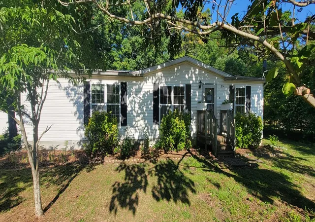 Photo 3 of Single family home for sale at 207 Booker Ave, Egg Harbor Township, NJ 08234 | MLS# 22629350 | Listing updated on 2026-09-22
